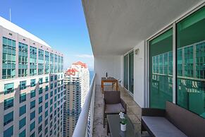 The Club at Brickell Bay by Palermo Home