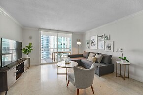 The Club at Brickell Bay by Palermo Home