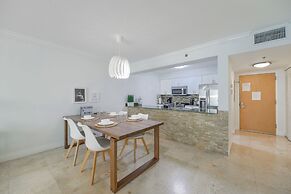 The Club at Brickell Bay by Palermo Home