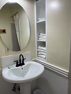 Hilltop Tavern and Inn