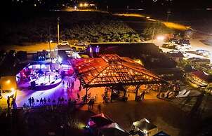 Hilltop Tavern and Inn