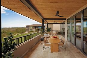 Nekajui, a Ritz-Carlton Reserve