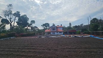 Heights Farm Stay - Coffee Estate Stay