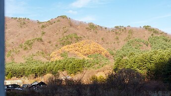 Gapyeong Mungkeul House Pension