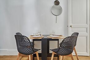 Very Charming Apartment Center of Paris Le Marais