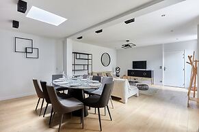 Superb Apartment Porte Maillot / Arc de Triomphe