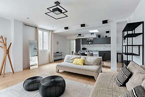 Superb Apartment Porte Maillot / Arc de Triomphe