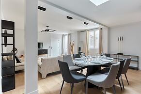Superb Apartment Porte Maillot / Arc de Triomphe
