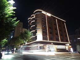 Hotel Azit