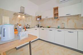 Villa Na' Lu' 1 Sea View