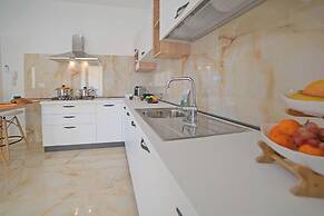 Villa Na' Lu' 1 Sea View