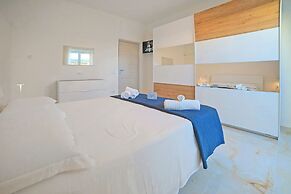 Villa Na' Lu' 1 Sea View