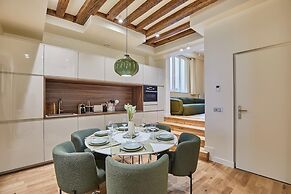 Superb and new Apartment in the Center of Paris