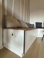 Modern & Charming - Free Private Parking