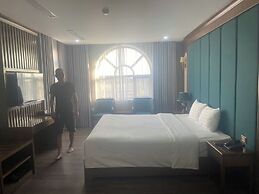 Duc Chung Hotel Ha Long