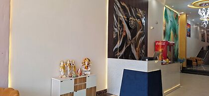 BlueNeck Hotel Ayodhya - A Veg Place