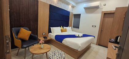 BlueNeck Hotel Ayodhya - A Veg Place