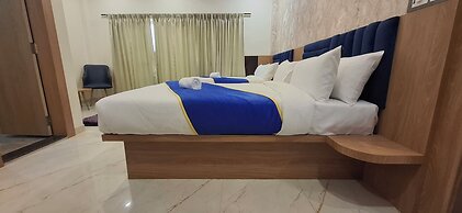 BlueNeck Hotel Ayodhya - A Veg Place