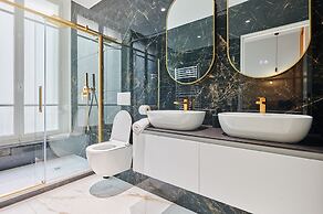 Sublime Apartment in the Center of Paris
