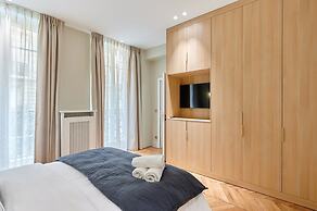 Sublime Apartment in the Center of Paris