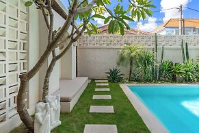 Wayang Villa by Betterplace