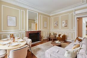 Magnificent Apartment Etoile Hoche Saint Honore