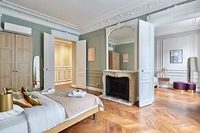 Magnificent Apartment Etoile Hoche Saint Honore