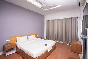 Stayz Inn near Marina Beach