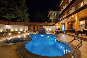 Mulberry Resort & Spa