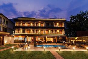 Mulberry Resort & Spa