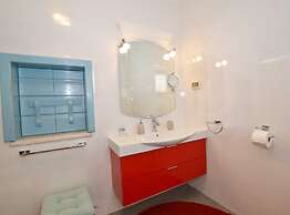 Georgeous and Warm Living Downtown Rovinj