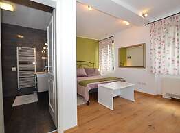 Georgeous and Warm Living Downtown Rovinj