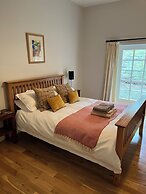 Glanhenwye Courtyard Cottages