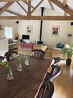 Glanhenwye Courtyard Cottages