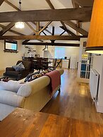 Glanhenwye Courtyard Cottages