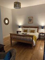 Glanhenwye Courtyard Cottages