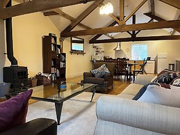 Glanhenwye Courtyard Cottages