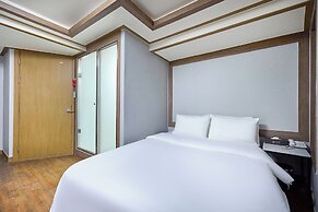 Thema Hotel - Seoul Singil