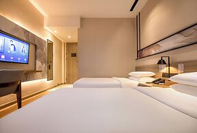 Rest Comfort Hotel (Zhoujiazui Rd. Branch)