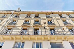 Superb Apartment Notre Dame De Paris
