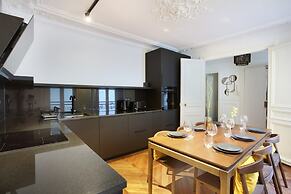 Sublime Apartment Louvre Museum Concorde