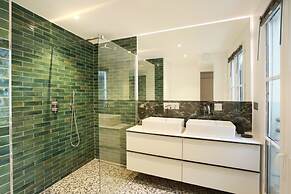 Sublime Apartment Louvre Museum Concorde