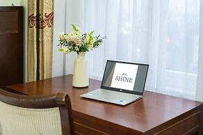 Shine Hue Hotel 2