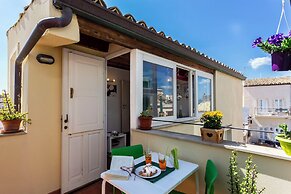 Salomone Ortigia Apts by Wonderful Italy