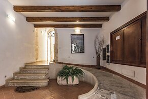 Salomone Ortigia Apts by Wonderful Italy