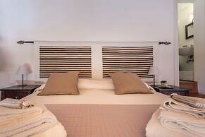 Salomone Ortigia Apts by Wonderful Italy