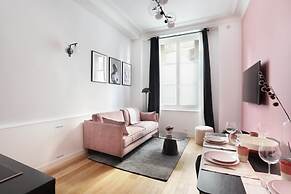 Charming Apartment Louvre Museum / Concorde