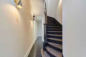 Magnificent New Studio Louvre Palais Royal