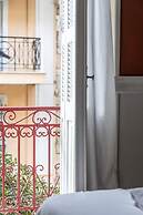 Vintage Acropolis Retreat Charming 3-bdrm in Koukaki