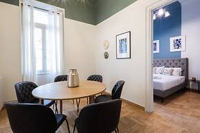 Vintage Acropolis Retreat Charming 3-bdrm in Koukaki